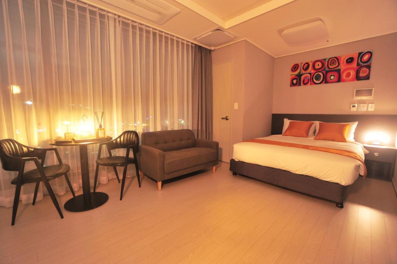 Coopstay Yeosu Hotel Zewnętrze zdjęcie