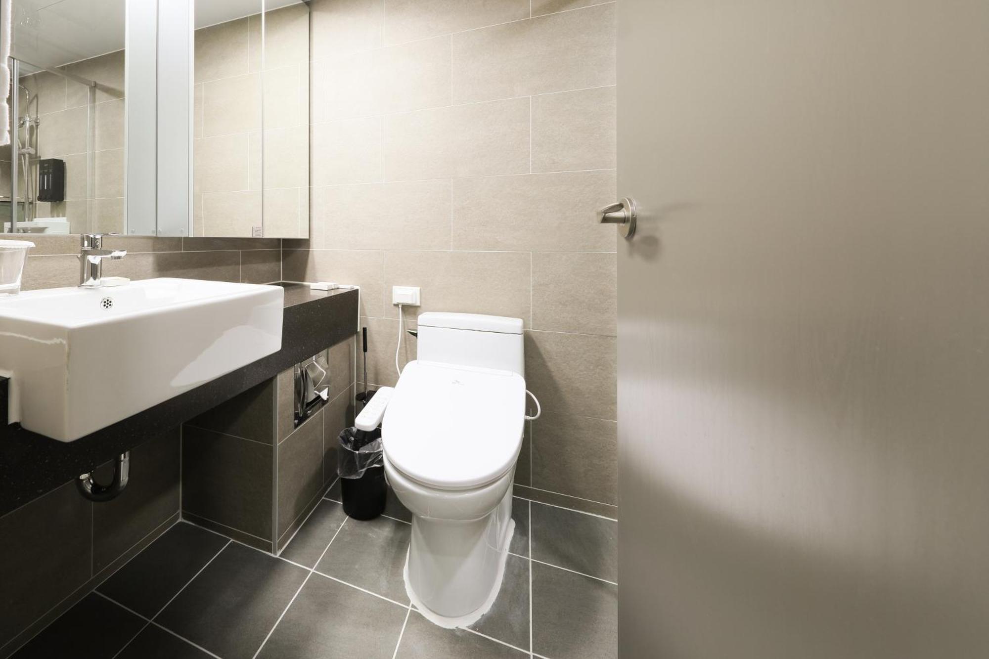 Coopstay Yeosu Hotel Zewnętrze zdjęcie